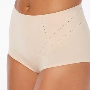 Wacoal Shape Air Firm Control Shaping Brief